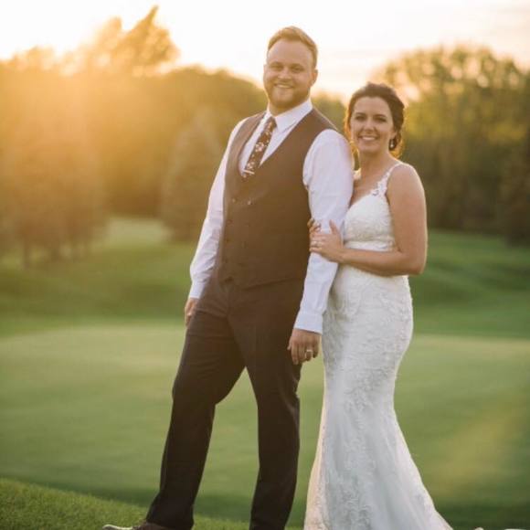 Meet your Posher, Stephanie - Picture 1 of 1